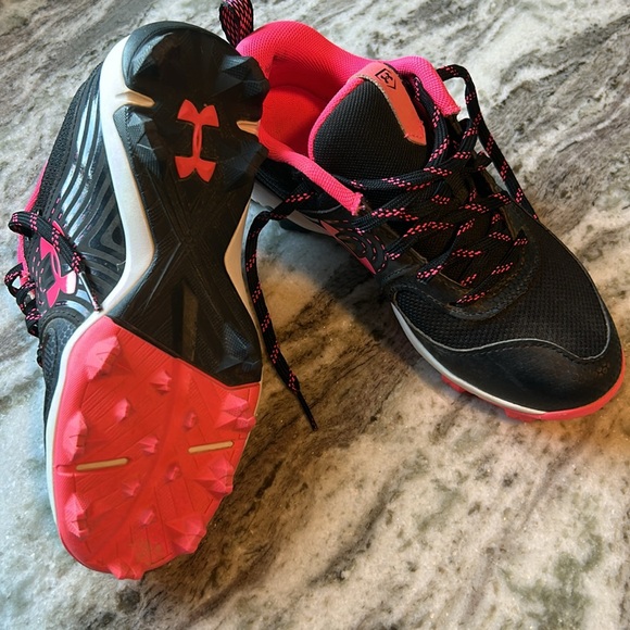 Girls UA Cleats - Picture 2 of 2